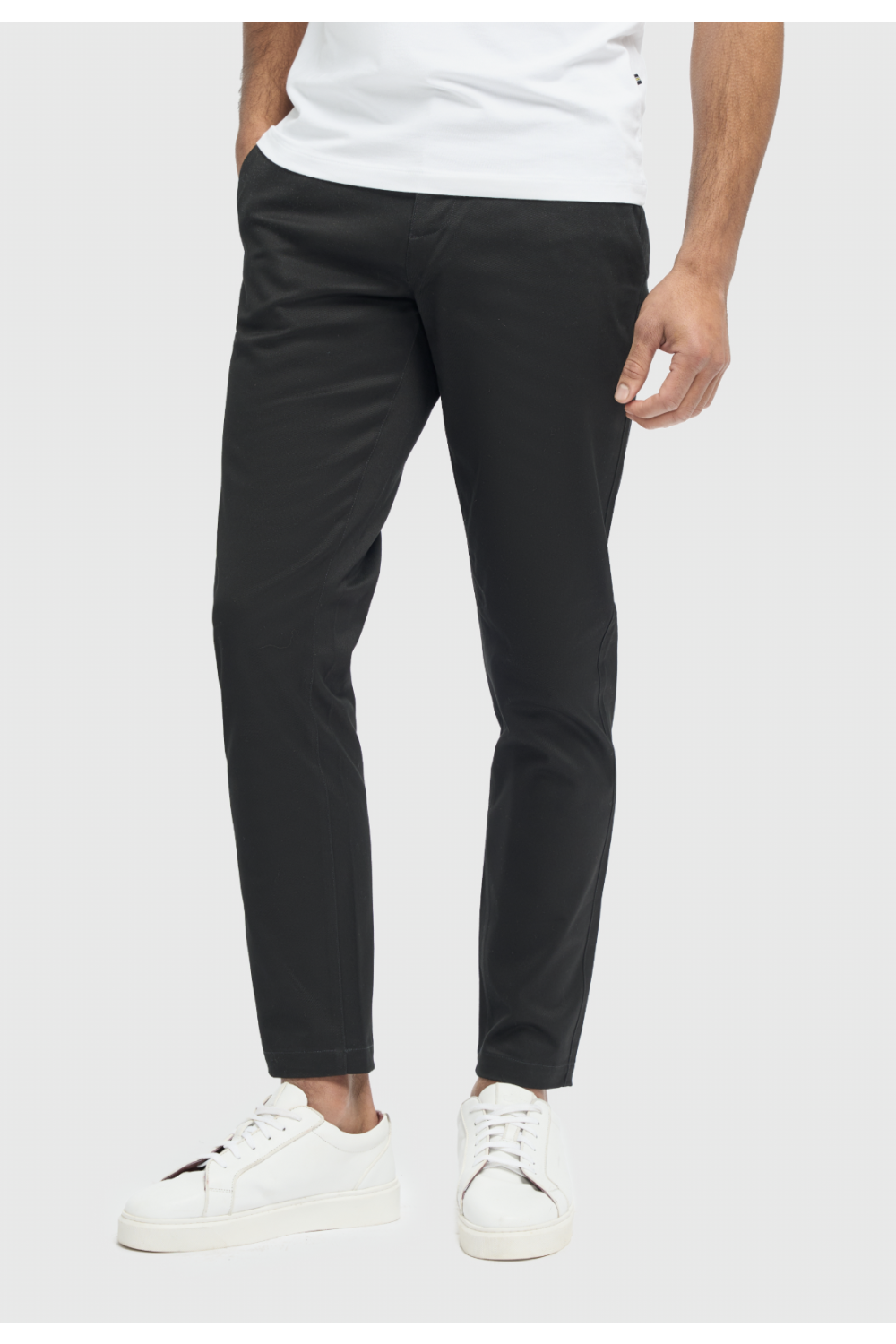 Cavani Dakota Black Chinos