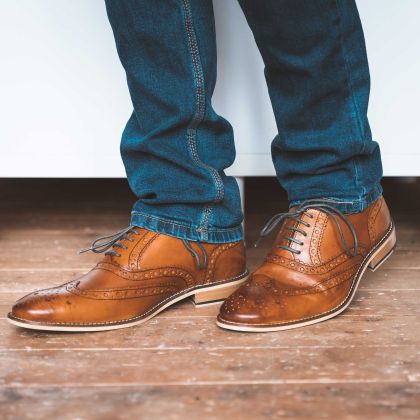 Roamers tan leather gibson brogue shoe 