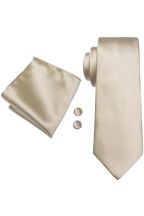 Pastel gold silk tie, pocket square & cufflink set 